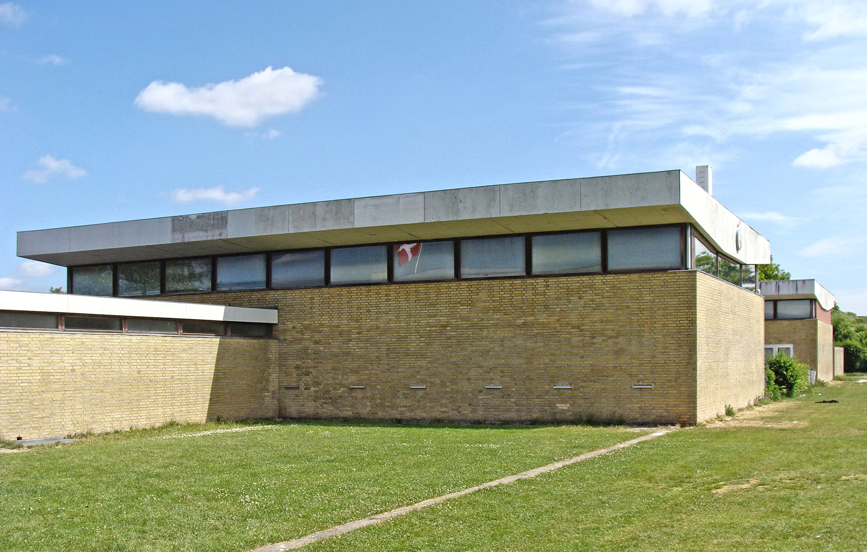 www.archipicture.eu Arne Jacobsen Nyager Elementary School